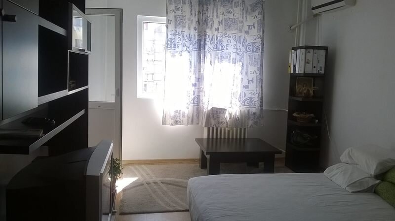 Cimitirul Armenesc, secor 2, Pantelimon